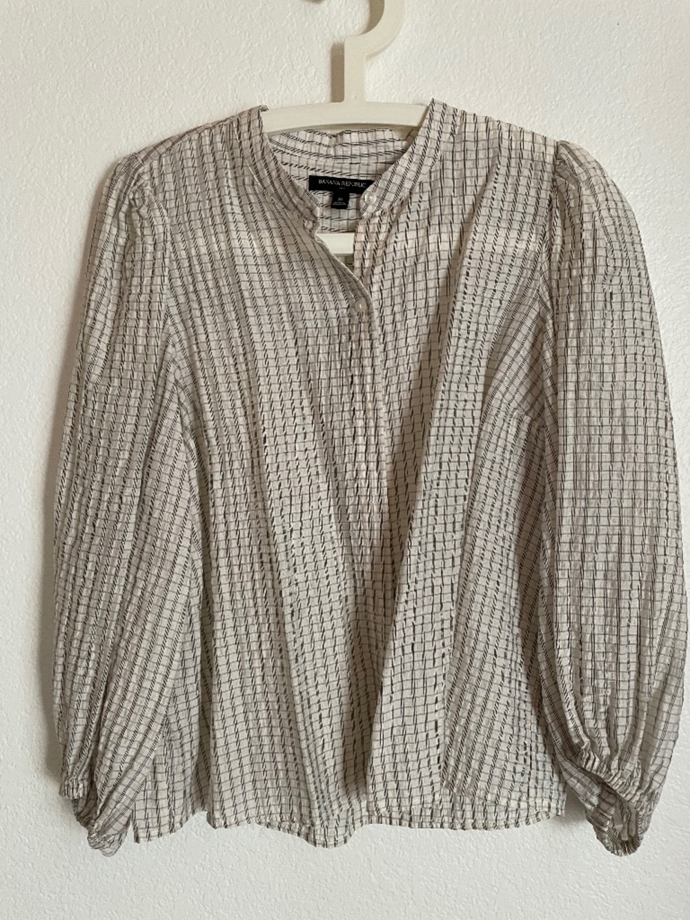 Banana Republic blouse size M